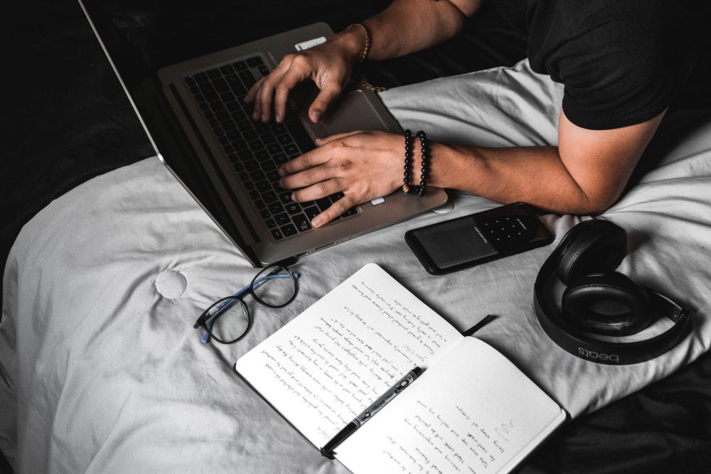 How to Write a Professional News Story | Best Agencies